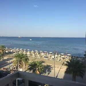 https://apartment-mary.protaras-cy-hotels.com