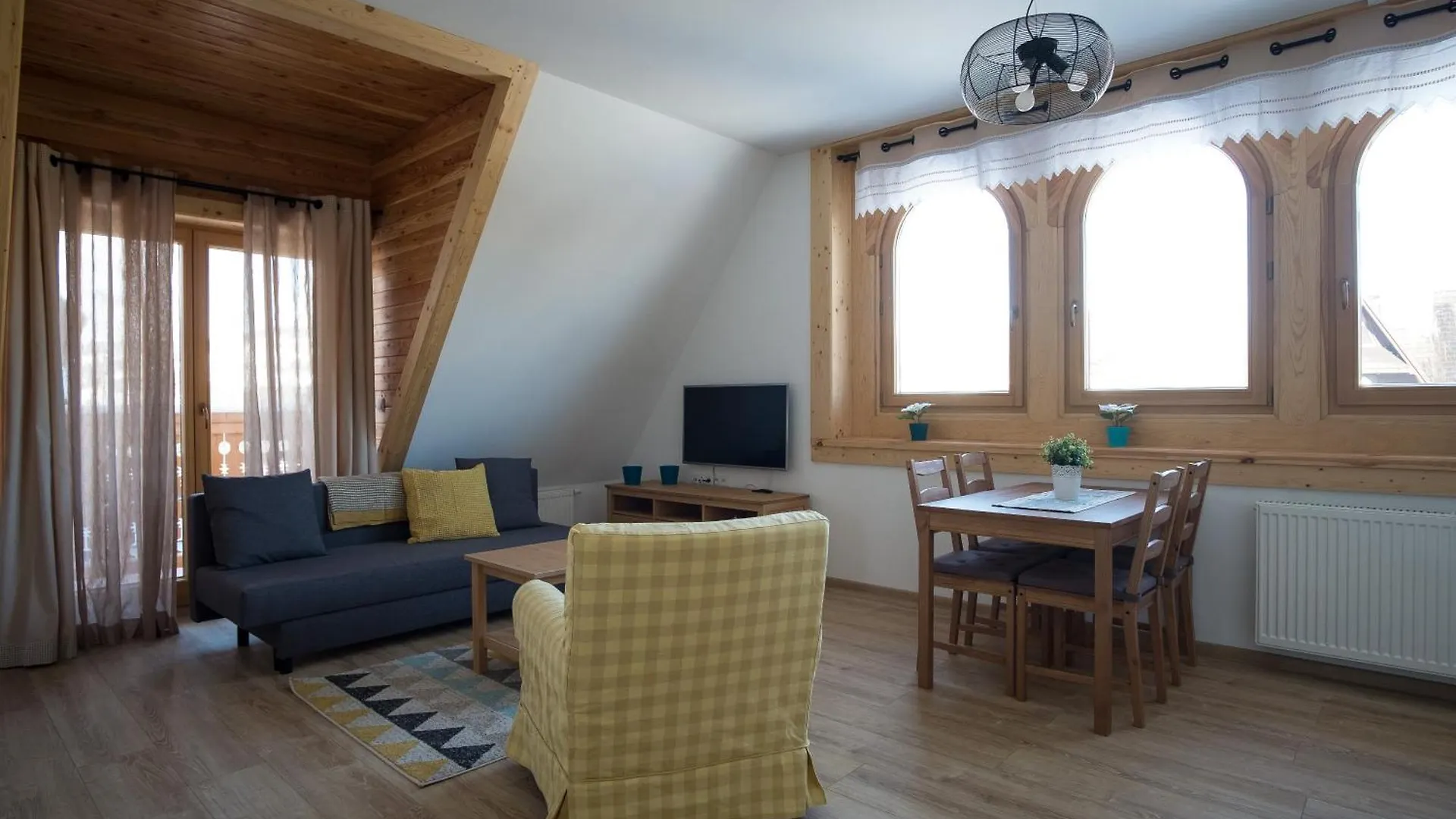 Lala I Bialy Mis Apartment Zakopane